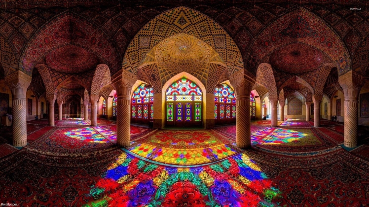 چرا در خانواده ترنج دور هم جمع شده ایم؟